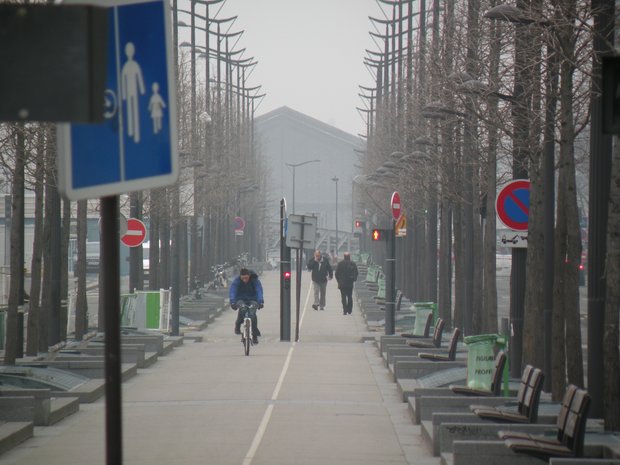 la gare d'Austerlitz vue depuis l'avenue de France